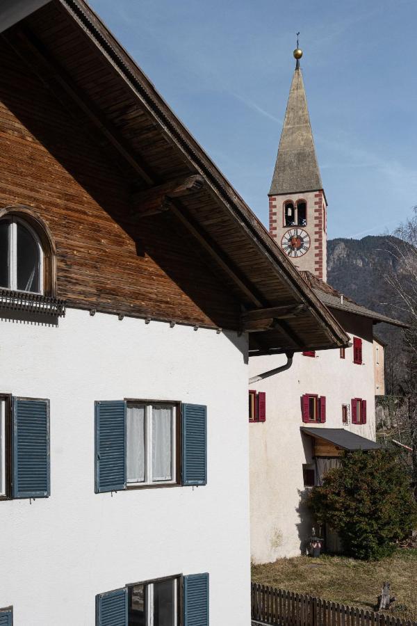 Hotel Gruenwald Salorno Esterno foto